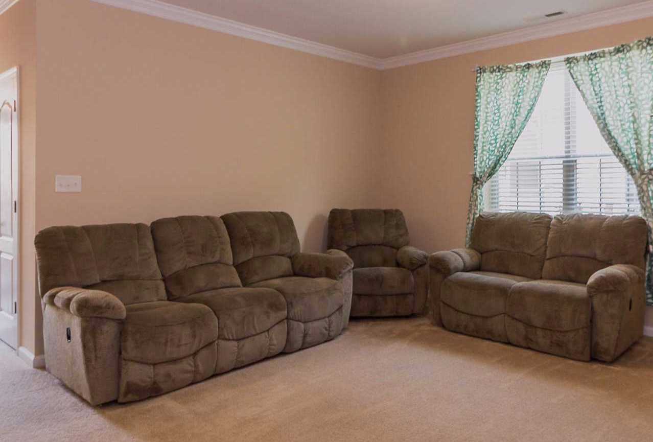 403 Blue Heron Trl, Carrollton, VA 23314