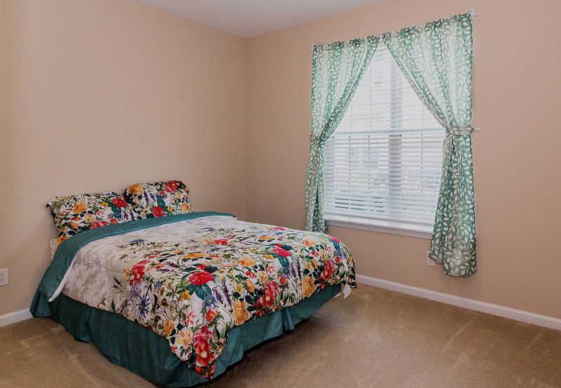 403 Blue Heron Trl, Carrollton, VA 23314