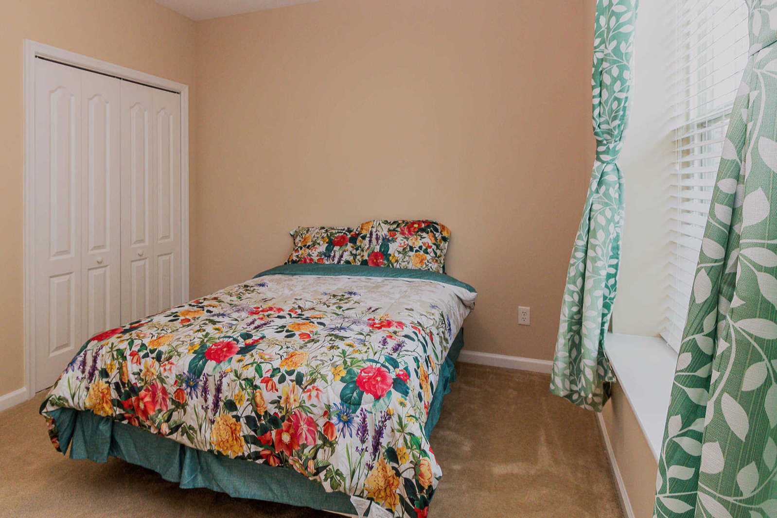 403 Blue Heron Trl, Carrollton, VA 23314