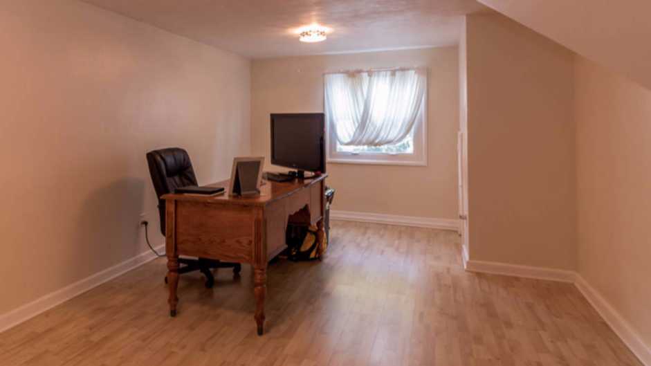 24 Lancaster Ter, Hampton, VA 23666