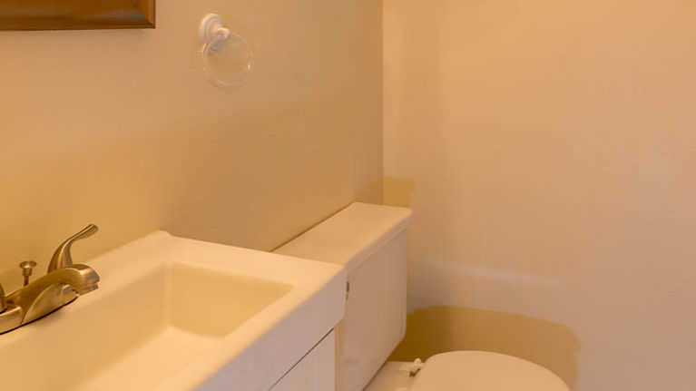 24 Lancaster Ter, Hampton, VA 23666