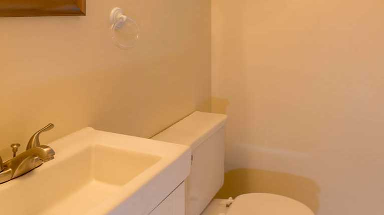 24 Lancaster Ter, Hampton, VA 23666